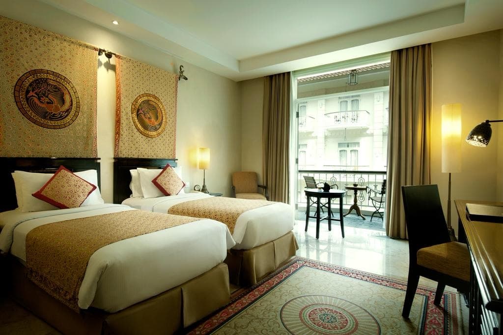 The Phoenix Hotel